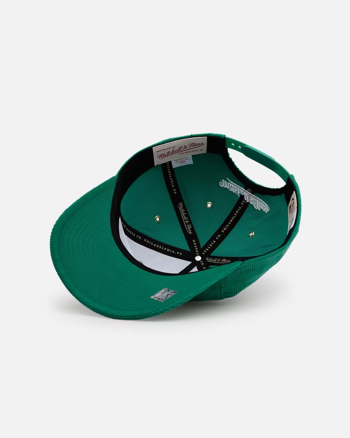 Boston Celtics - NBA Old School Deadstock Snapback Hat
